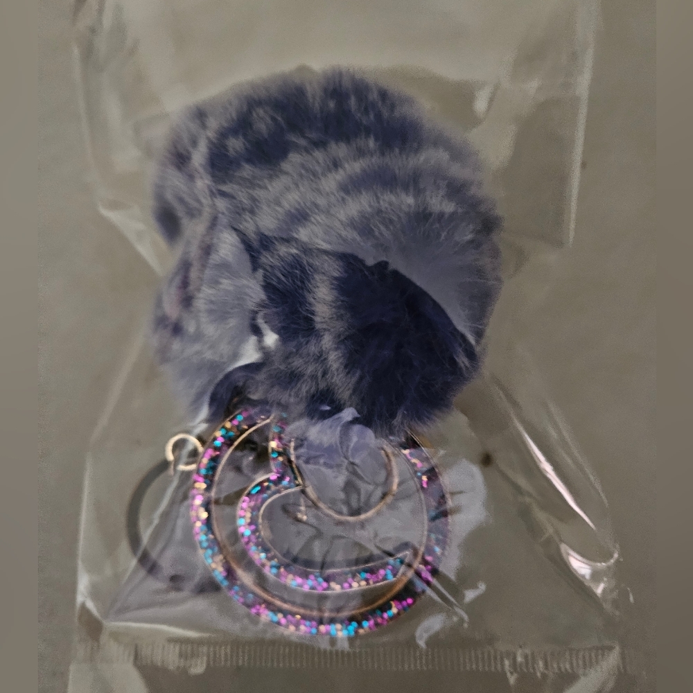Monat Gratitude Key Chain - Picture 8 of 9
